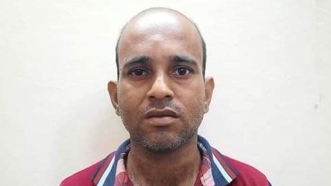 ভাত রান্না করতে দেরি হওয়ায় স্ত্রীকে হত্যা করে লাশ ঝুলিয়ে দিলেন স্বামী