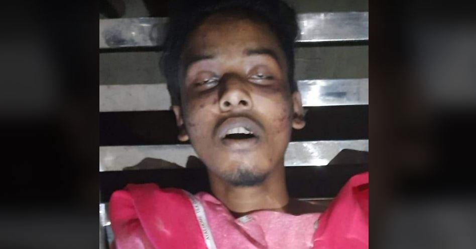 ফেসবুকে স্ট্যাটাসের জেরে এসএসসি পরীক্ষার্থীকে কুপিয়ে হত্যা