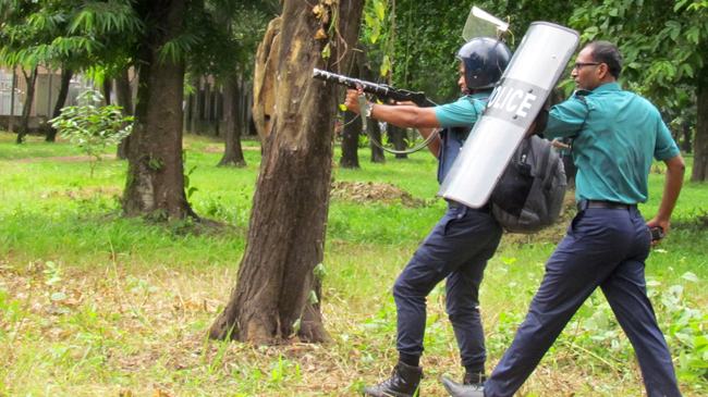 রাজধানীতে বিএনপি-পুলিশ সংঘর্ষের ঘটনায় ৩ মামলা