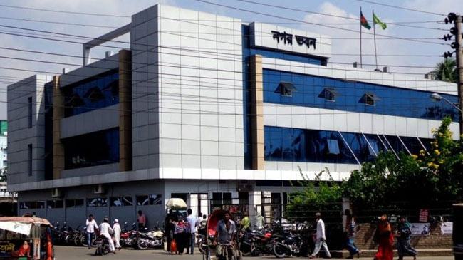 বরিশালের মেয়রকে গ্রেফতারের দাবি প্রশাসন কর্মকর্তাদের