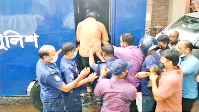 মা-ছেলে অপহরণ মামলায় এএসপিসহ ৫ জন কারাগারে