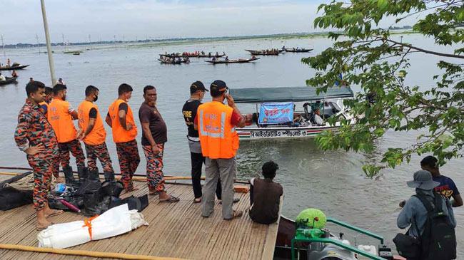 লাইসকা বিলে নৌকাডুবির ঘটনায় উদ্ধার অভিযান বন্ধ ঘোষণা