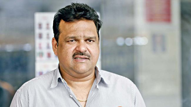 মিরপুরের উইকেট নিয়ে কী বললেন আকরাম