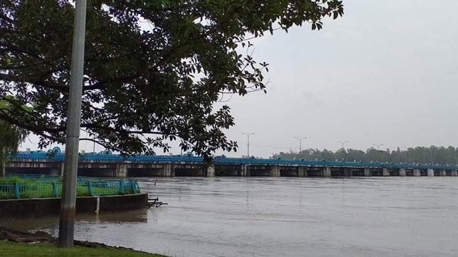 তিস্তার পানি বিপৎসীমার ৩৫ সেন্টিমিটার উপরে