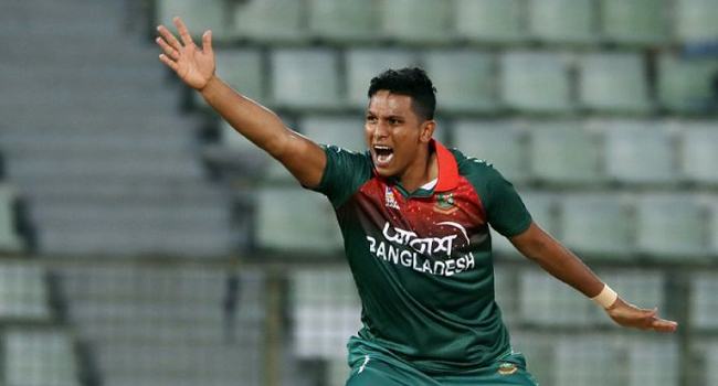 ৩ বলে ২ উইকেট তুলে নিলেন সাইফউদ্দিন