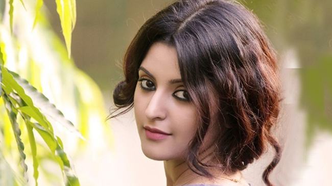হাসপাতালে পরীমণি
