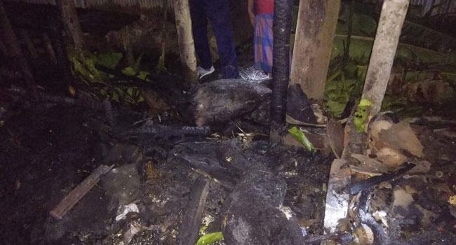 কুমারখালীতে ভয়াবহ অগ্নিকাণ্ডে সর্বহারা ইয়ার আলী
