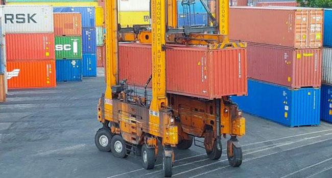 মিথ্যা ঘোষণায় আনা ২ কন্টেইনার সিগারেট চট্টগ্রাম বন্দরে জব্দ