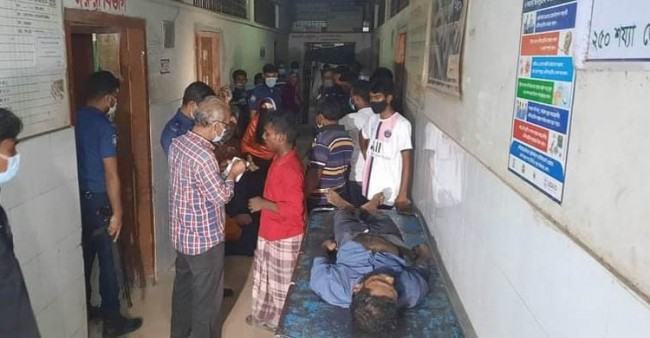 চলন্ত ট্রেনে ছিনতাই, ছুরিকাঘাতে নিহত ২