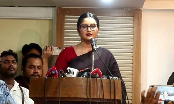 সব প্রশ্নের উত্তর পর্দায় পাবেন : পরীমণি
