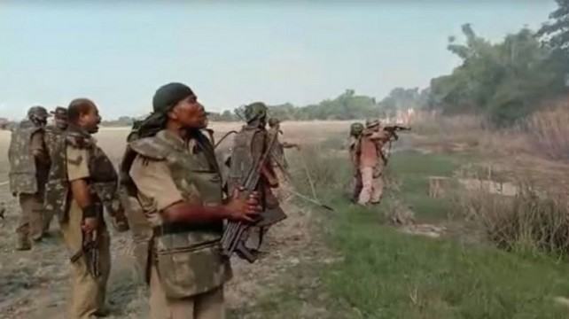 অসামে উচ্ছেদ অভিযানে গুলিতে নিহত হওয়ার ঘটনায় বিরোধীদের তীব্র নিন্দা