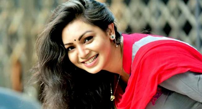 সেই প্রভা এবার কণ্ঠশিল্পী
