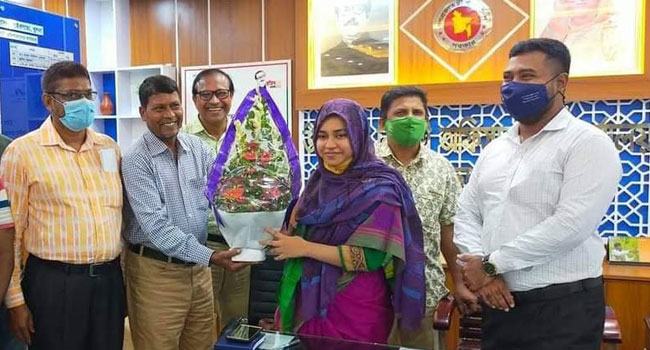 পাইকগাছায় ইউএনও মমতাজ বেগমের যোগদান