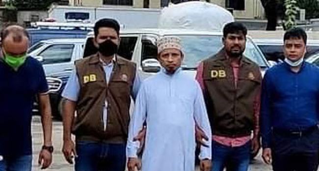 মুফতি ইব্রাহিমকে ১০ দিনের রিমান্ডে পেতে আবেদন ডিবির