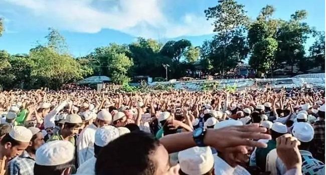 রোহিঙ্গা নেতা মুহিবুল্লাহর দাফন সম্পন্ন, মামলার প্রস্তুতি নিচ্ছে পরিবার