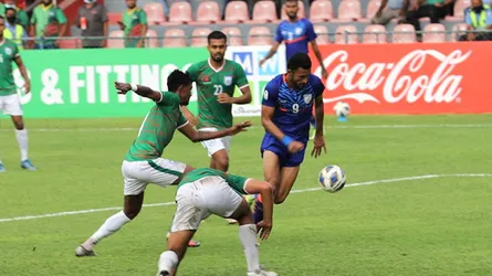 লাল কার্ড পেয়েও ভারতের সাথে ড্র বাংলাদেশের