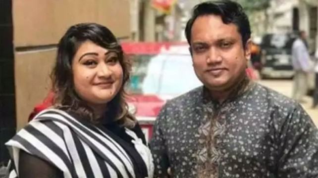 পাপিয়া দম্পতির বিরুদ্ধে অভিযোগপত্র গ্রহণ