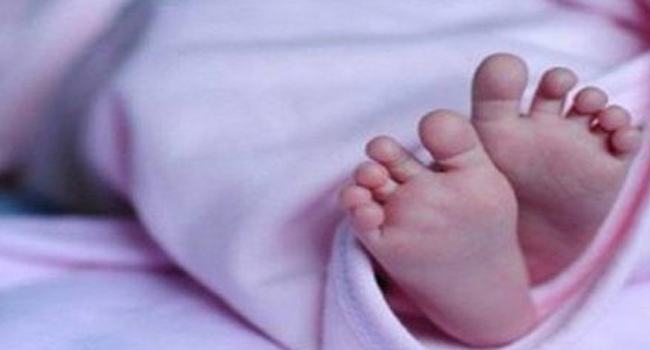 প্রয়োজনীয় খরচ মেটাতে নবজাতক বিক্রি, নানি গ্রেফতার