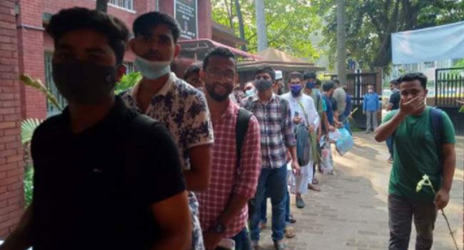 অবশেষে সবার জন্য খুললো ঢাবির হল
