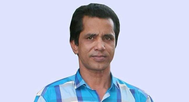 নিজেকে বিদ্রোহী ষোষণা করে মিষ্টি বিতরণ আওয়ামী লীগ নেতার