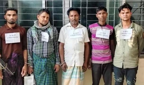 রোহিঙ্গা ক্যাম্পে ৬ খুনের ঘটনায় মামলা, গ্রেফতার ১০