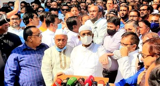সাম্প্রদায়িক হামলায় নেতৃত্ব দিচ্ছে আওয়ামী লীগ-ছাত্রলীগ : মির্জা ফখরুল