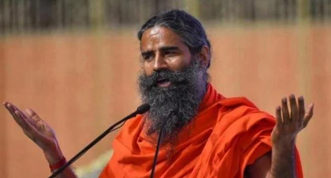 পাকিস্তান-ভারত ক্রিকেটকে দেশের স্বার্থবিরোধী বললেন ভারতীয় যোগগুরু!