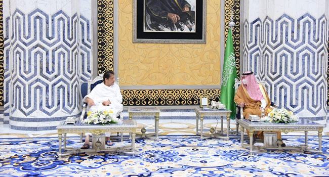 সৌদি আরব সফরে ইমরান খান, প্রথমেই গেলেন মদিনায়