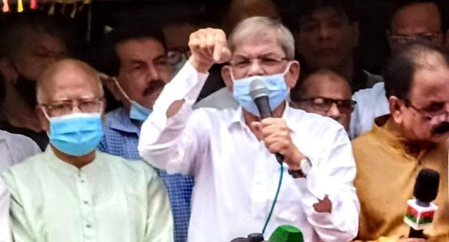 সরকার আন্দোলন থেকে দৃষ্টি সরাতে সাম্প্রদায়িক সম্প্রীতি বিনষ্ট করছে : ফখরুল