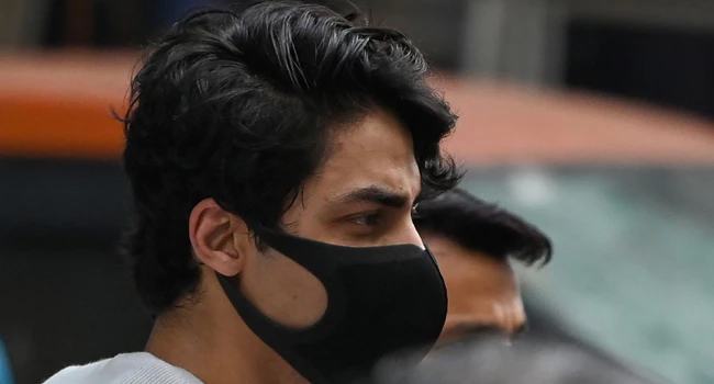 মাদক মামলায় জামিন পাননি শাহরুখ পুত্র আরিয়ান