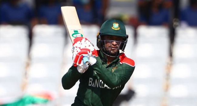 ফিরে গেলেন সাকিবও