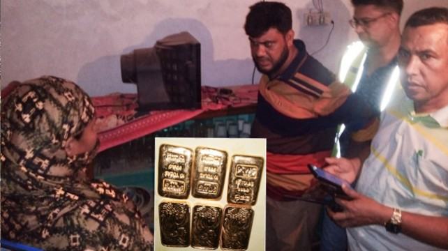 টেলিভিশনের নিচে মিললো ৬ স্বর্ণের বার