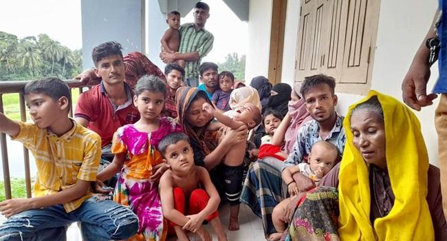 ভাসানচর থেকে পালাতে গিয়ে ২৫ রোহিঙ্গা আটক