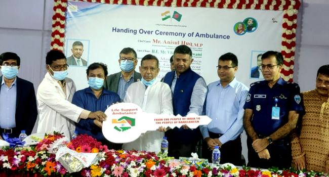 বাংলাদেশ কখনোই সাম্প্রদায়িক রাজনীতিকে প্রশ্রয় দেবে না : আইনমন্ত্রী