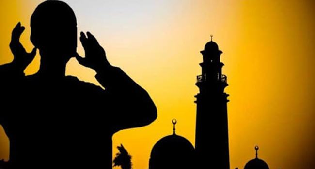 আযান দিতে দিতে জীবন প্রদীপ নিভলো মুয়াজ্জিনের