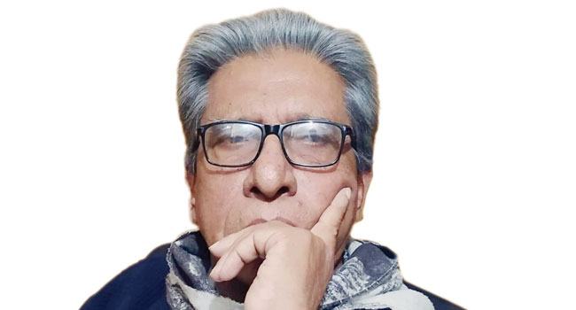 সাপও অকারণে ফণা তোলে না