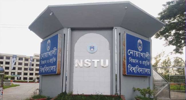 অবশেষে হলে ফিরলেন নোবিপ্রবির শিক্ষার্থীরা