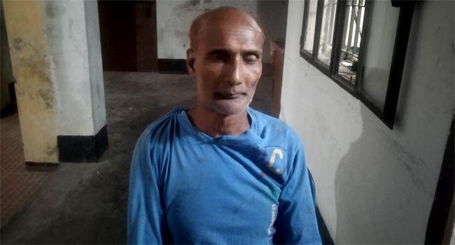 তৃতীয় শ্রেণির ছাত্রীকে ধর্ষণ, বৃদ্ধ নরসুন্দর আটক