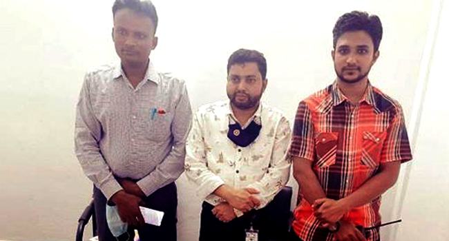 বেনাপোলে সাড়ে ৯ লাখ টাকার আংটির পাথর উদ্ধার