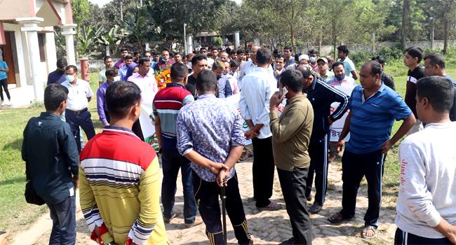 ইবিতে বিপ্লব ও সংহতি দিবসের কর্মসূচিতে প্রশাসনের বাধা