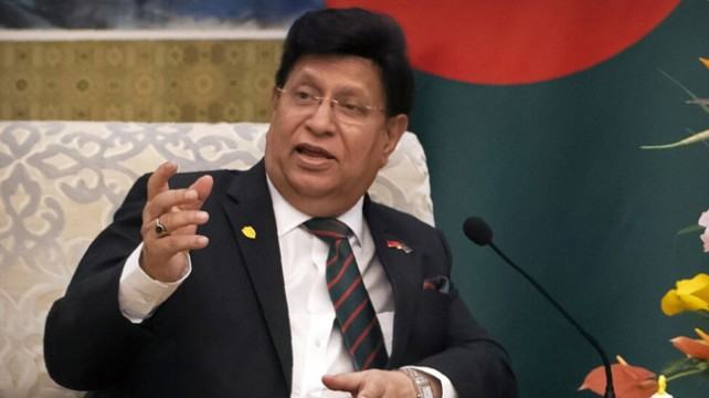 আরো ১ কোটি ৪০ লাখ কোভিড টিকা দিবে যুক্তরাষ্ট্র : মোমেন