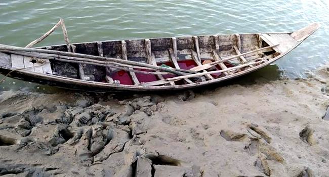 কারেন্ট জাল বসানো নিয়ে জেলের হাতে জেলে খুন