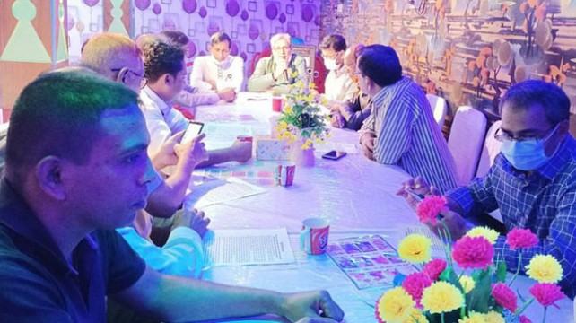 বেড়ায় স্বতন্ত্র মেয়র প্রার্থীকে নির্বাচন থেকে সরে যাওয়ার হুমকি!
