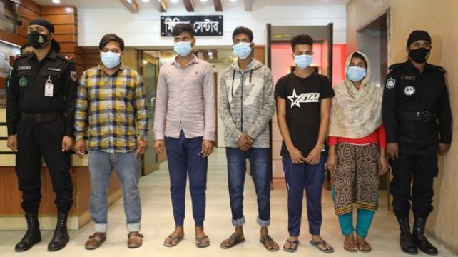 অনৈতিক সম্পর্ক দেখে ফেলায় শিশুকে যেভাবে হত্যা করল বাবা