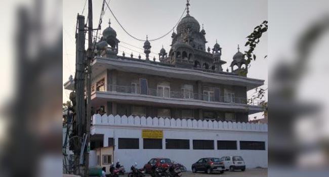 নামাজের জন্য মুসলমানদের জায়গা দিচ্ছে শিখ গুরুদুয়ারা