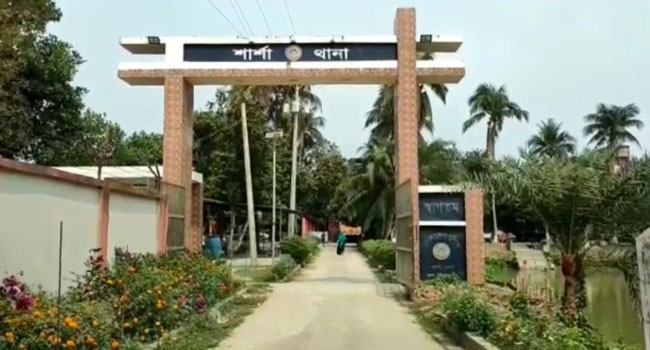 শার্শায় পোস্টার লাগানোকে কেন্দ্র চেয়ারম্যান প্রার্থীদের ২ সমর্থক গুলিবিদ্ধ