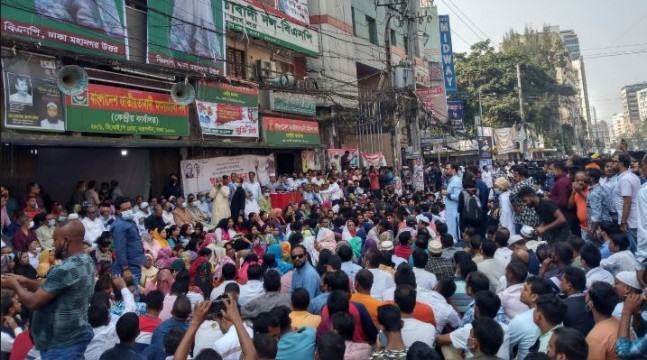 খালেদা জিয়ার মুক্তি না হওয়া পর্যন্ত রাজপথ না ছাড়ার হুমকি