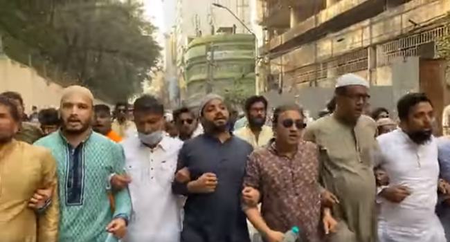 বায়তুল মোকাররম থেকে জিকির করতে করতে বাসায় ফিরলেন ইশরাক