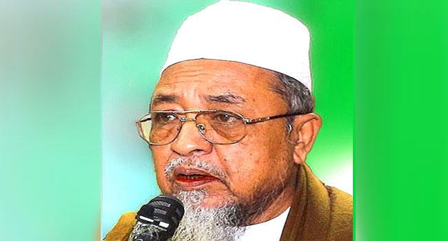 হেফাজতের মহাসচিব হাসপাতালে ভর্তি
