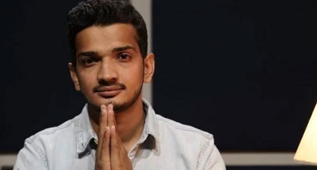 হিন্দু চরমপন্থীদের চাপ, ক্যারিয়ারে ইতি টানলেন মুনারওয়ার ফারুকি